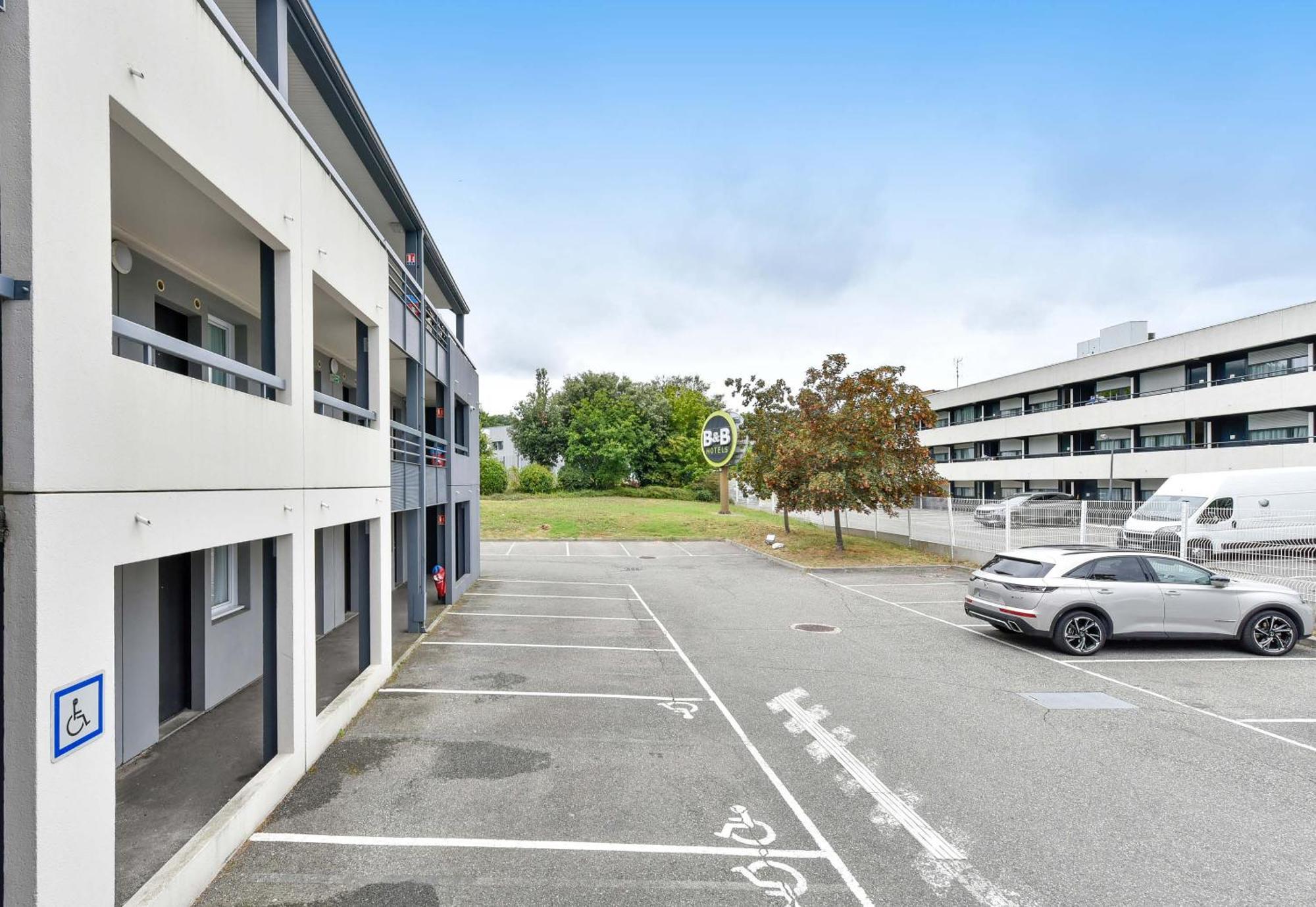 B&B Hotel Toulouse Cite De L'Espace Mouchotte Εξωτερικό φωτογραφία